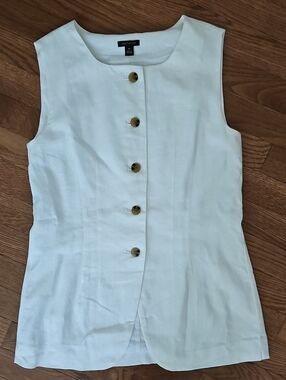 NWOT Ann Taylor Sleeveless White Button-Front Linen Top